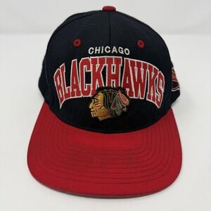 Chicago Blackhawks Hat Cap Snap Back Mitchell Ness Black Red NHL Hockey